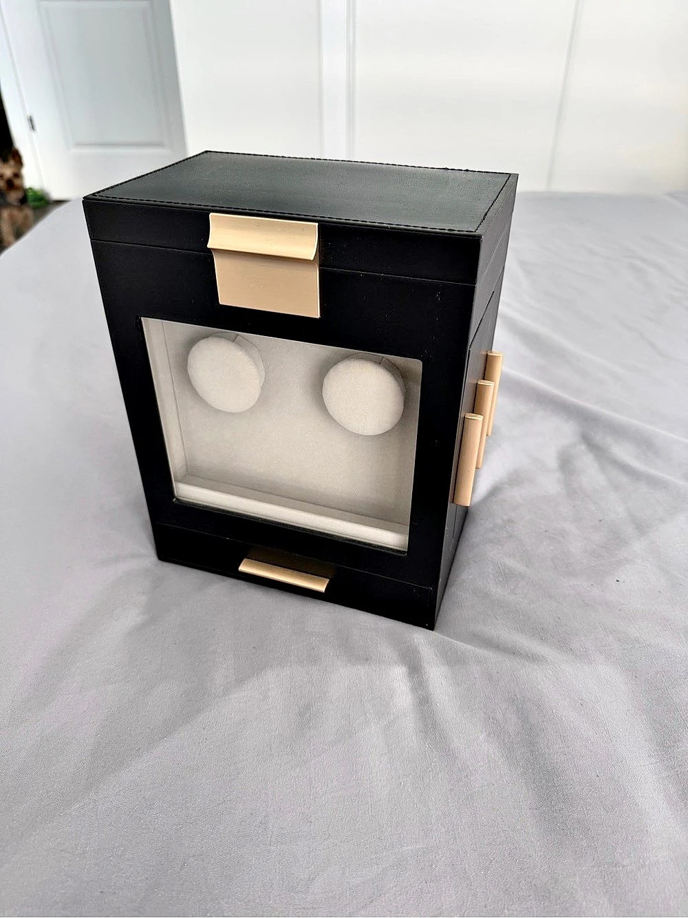 Mirrored Jewelry Organizer in Black & Gold